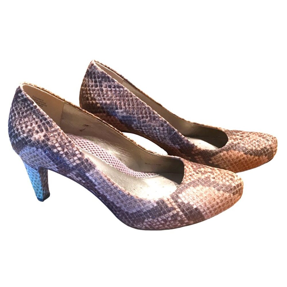 Easy Spirit Anti Gravity Snake Leather Heels Pumps Sz 6.5.